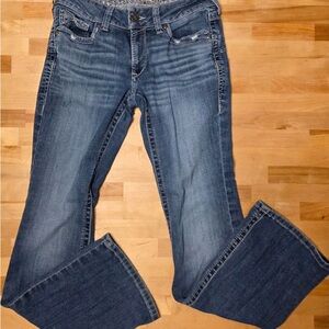 Ariat Women's bootcut Jeans in Classic Blue